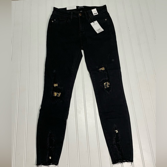 NWT Judy Blue Leopard Patch Skinny Black Jeans - Picture 6 of 10